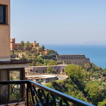 La Casa Del Golfo Apartman Vico Equense Kültér fotó