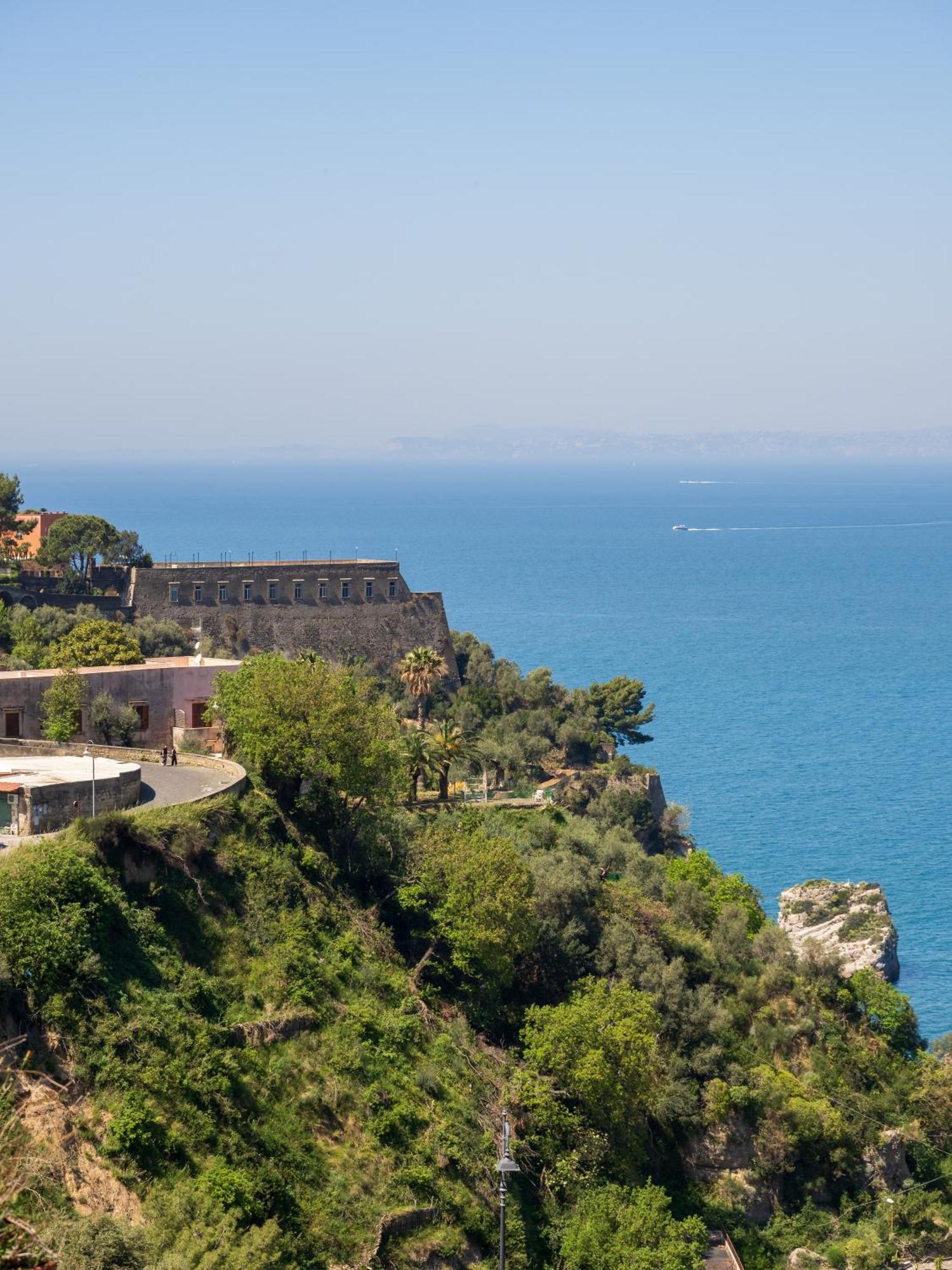 La Casa Del Golfo Apartman Vico Equense Kültér fotó